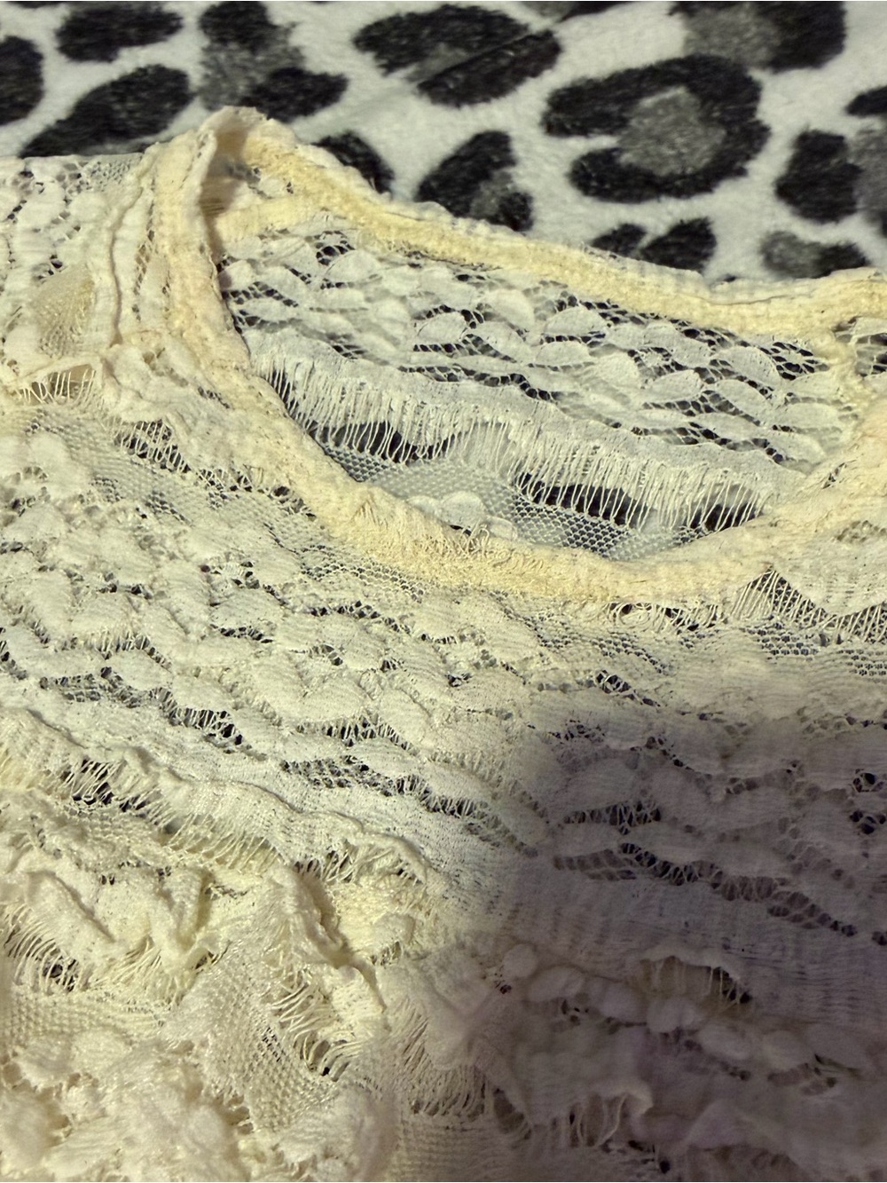 Lace Overlay Sleeveless Top - Cream